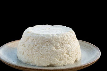 Brocciu corse AOP au lait cru de brebis - Domaine des Oléastres