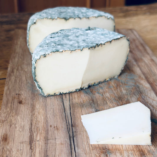 Brocciu passu corse AOP au lait cru de brebis - Domaine des Oléastres  